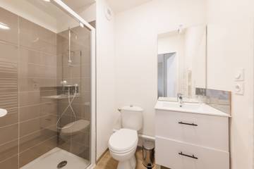 Holiday Rental for 2 People in Clermont-Ferrand, Clermont-Ferrand region, Photo 3