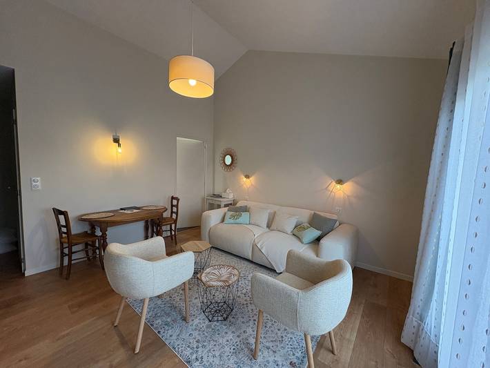 Studio Jungle avec terrasse et piscine chauffée près de Nantes in Planète Sauvage, Port-Saint-Père