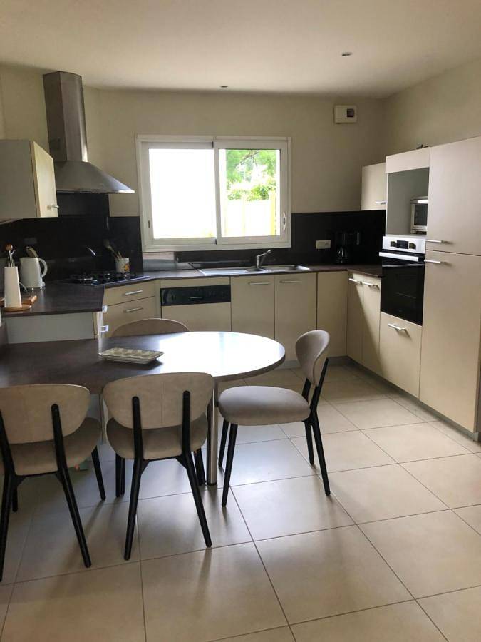 Two-Bedroom House in Vannes, Côte des Mégalithes