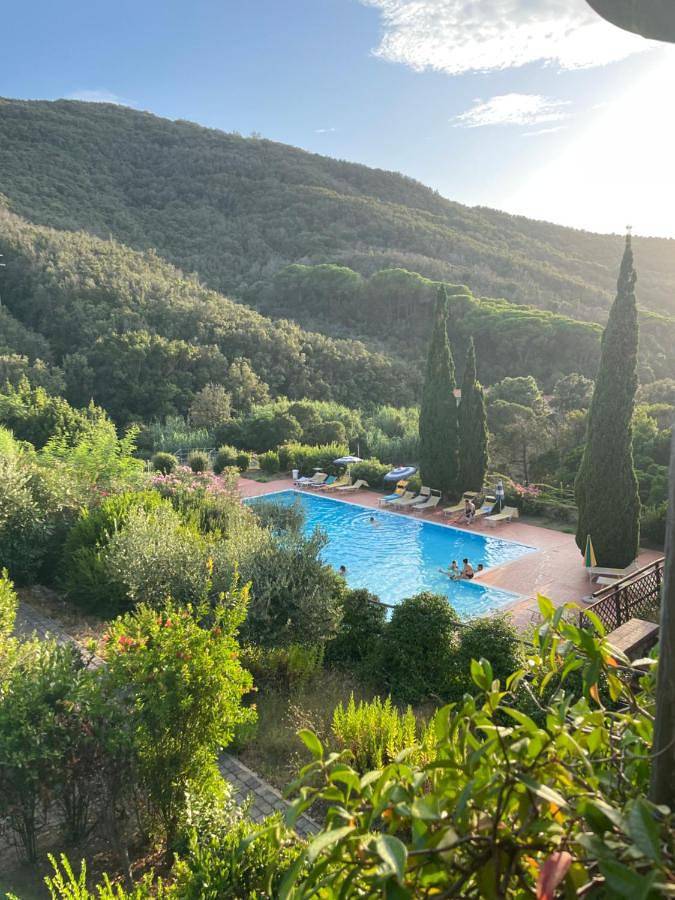Ferienwohnung für 2 Personen, mit Pool und Ausblick sowie Terrasse - 1