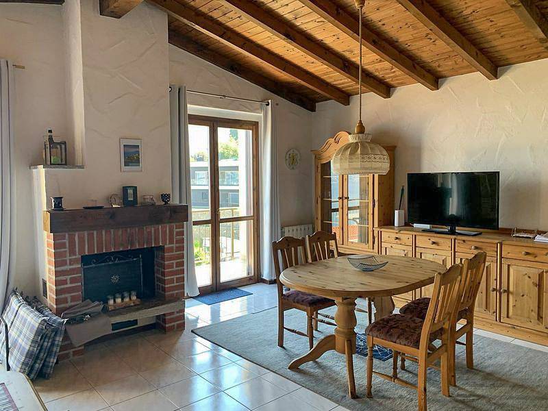 Ganze Wohnung, Residenza Arcobaleno: Appartamento Luca Pino in Pino sulla Sponda del Lago Maggiore, Maccagno con Pino e Veddasca