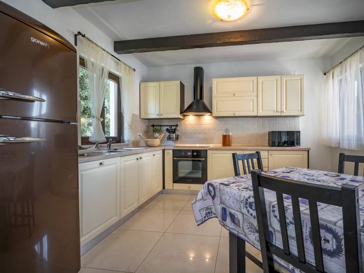 Ferienhaus für 8 Personen, mit Garten und Terrasse, mit Haustier in Labin - 4