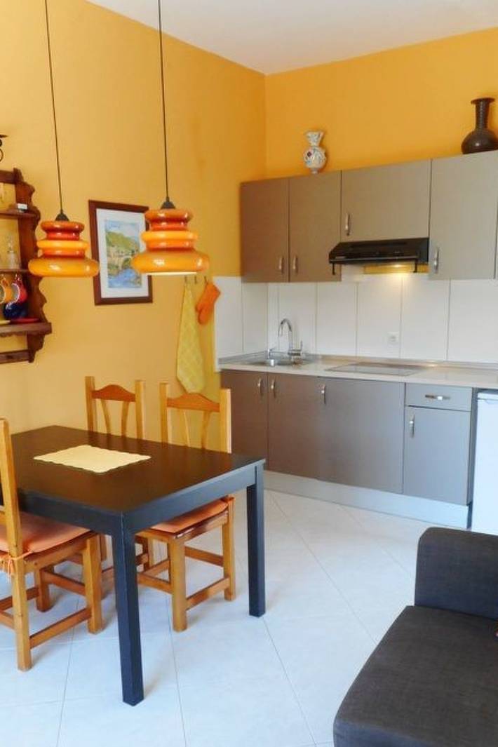 Gîte pour 2 personnes, avec jardin et terrasse à La Pared