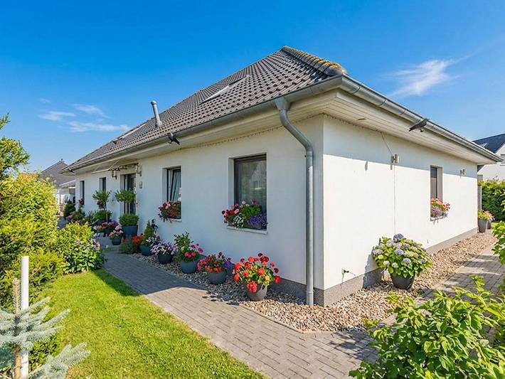 Ferienwohnung für 3 Personen, mit Terrasse und Garten in Pudagla