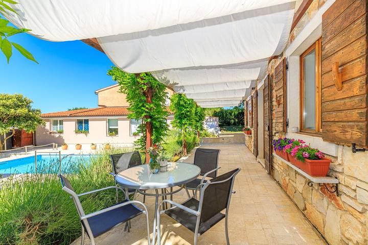 Villa für 2 Personen, mit Garten und Pool in Pula - 4