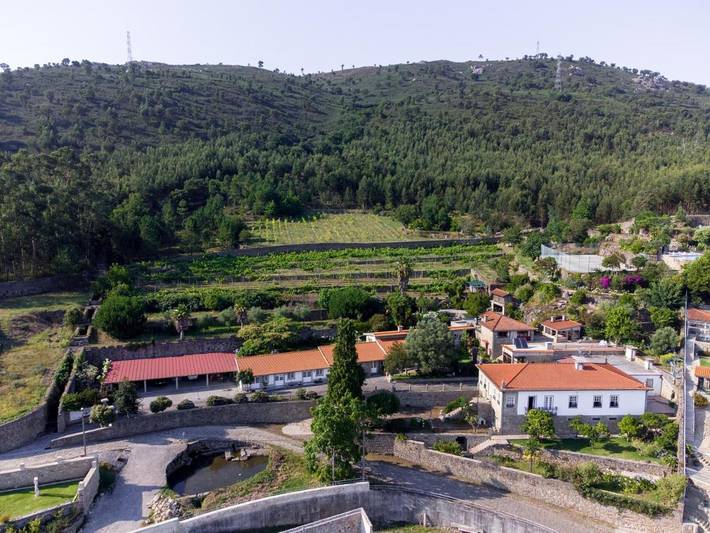Gîte pour 2 personnes, avec jacuzzi ainsi que jardin et piscine dans Barroselas - 4