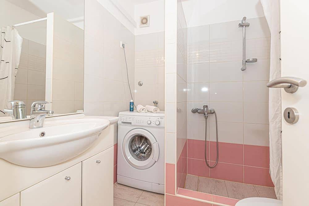 Ganze Wohnung, Pet friendly apartment in Zaboric with Wifi in Žaborić, Šibenik-Knin