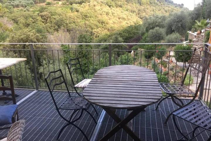 Ferienhaus für 6 Personen, mit Balkon und Terrasse sowie Ausblick