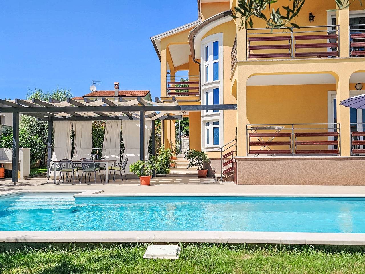 Villa "Chiara" mit privatem Pool in Mareda, Regio Umag