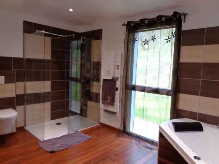 Location de vacances pour 10 personnes, avec jardin ainsi que jacuzzi et piscine, animaux acceptés à Orliaguet - 3