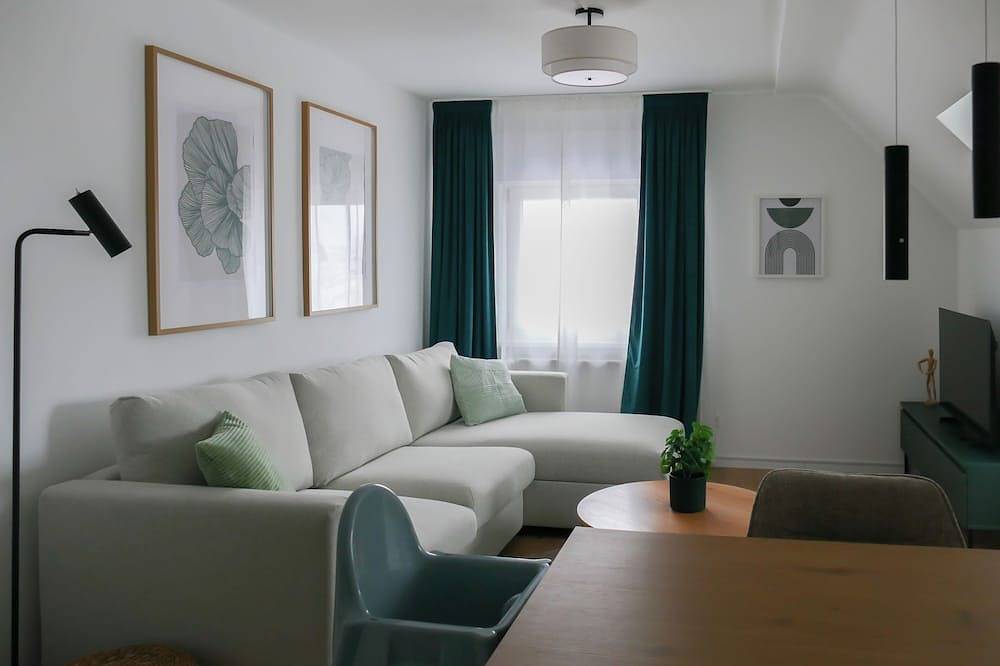 Ganze Wohnung, Modernes, zentrales Apartment mit Boxspringbett und Waschmaschine in Zirndorf, Franken