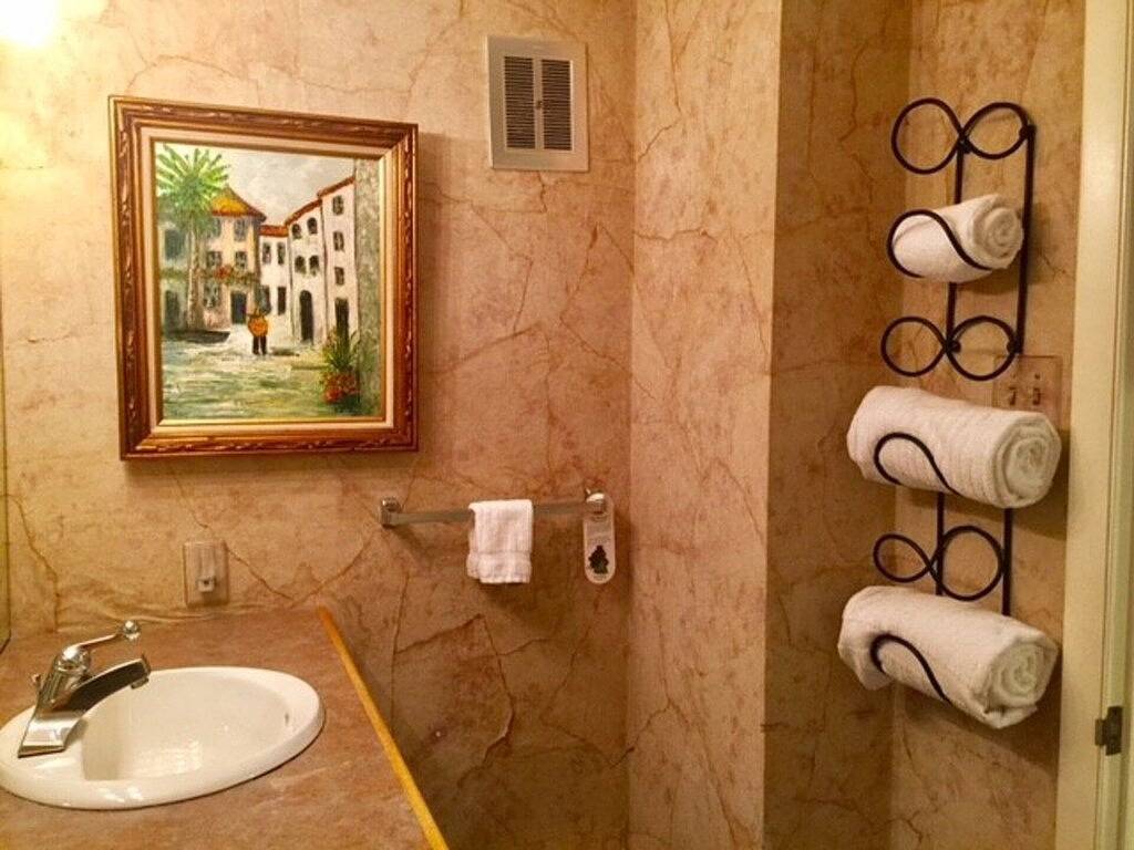 Chalet for 4 Guests in Vail Ski Resort, Vail