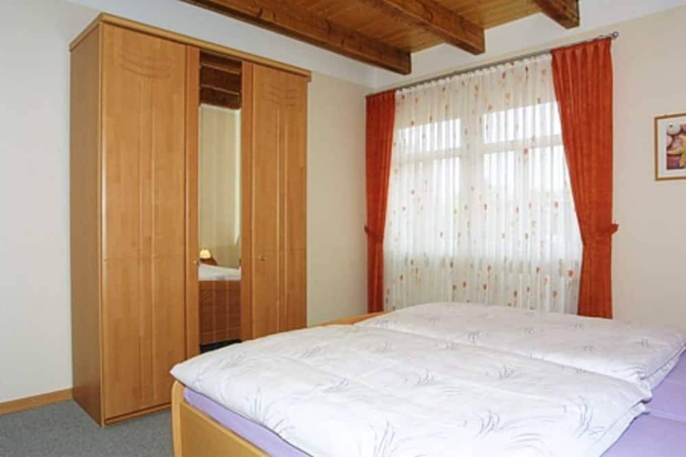 Ganze Wohnung, Ferienwohnung 2 - Ferienhaus Sandbank in Bensersiel, Esens