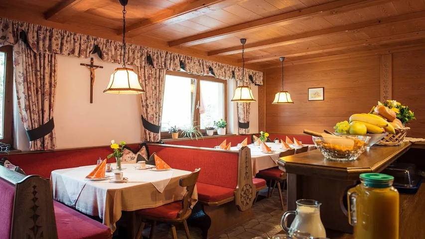 Ferienwohnung für 2 Personen, mit Balkon und Garten sowie Sauna im Stubaital - 2