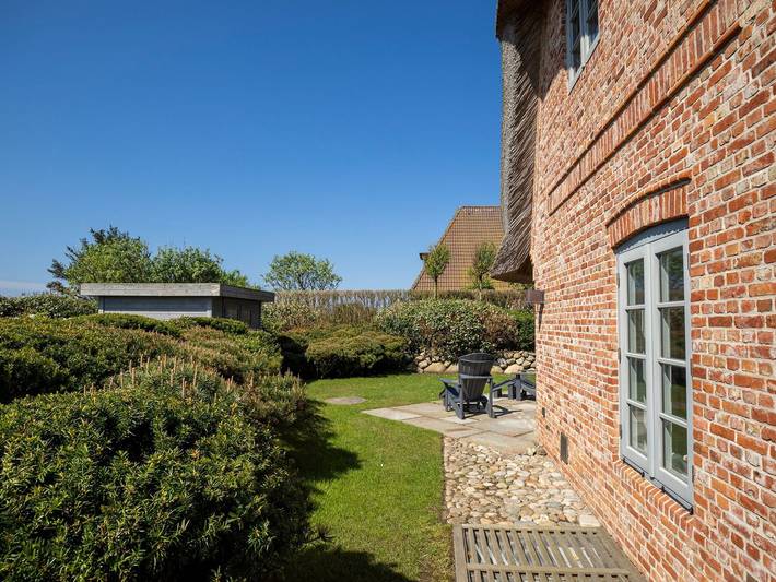 Haus Riva - Strandnahes Luxus-Hausteil unter Reet auf ca. 200 m² für bis zu 7 Personen in Nordfriesische Inseln (Schleswig-Holstein) (Schleswig-Holstein), Wenningstedt