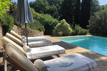 Gîte pour 4 personnes, avec jardin à Opio