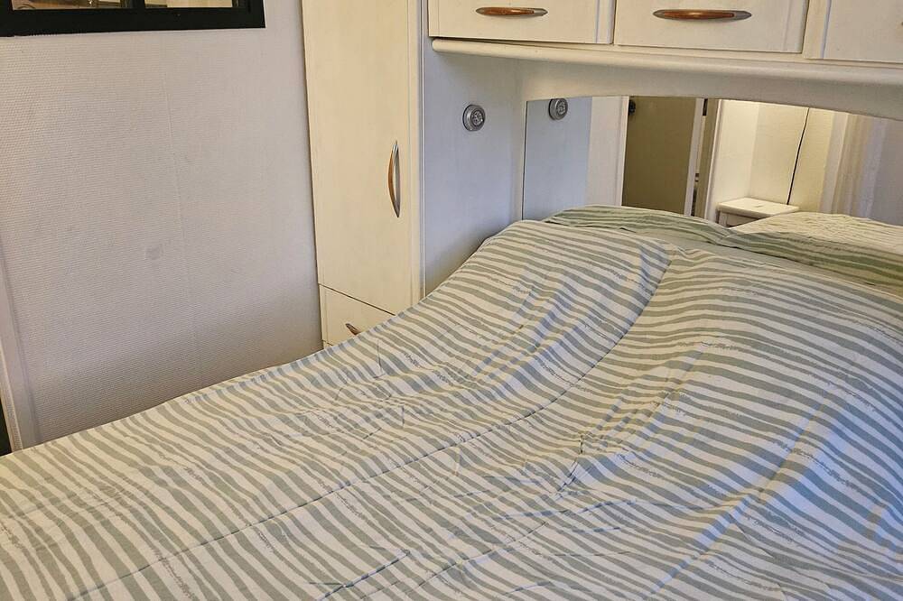 Ganze Wohnung, Apartment facing the Royat thermal baths in Royat, Regionaler Naturpark Volcans d'Auvergne