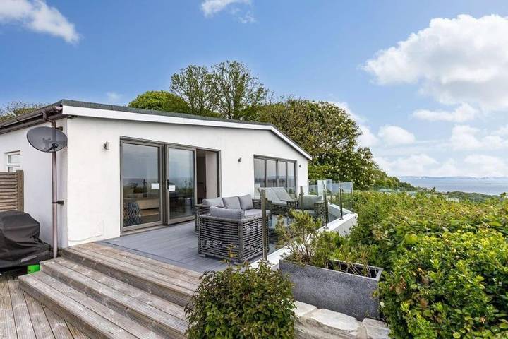 Apartment for 6 people, with terrace and view, with pets in Isle of Portland