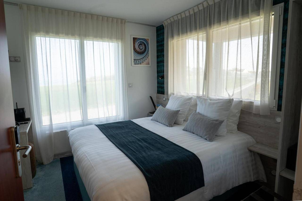 Comfort Room with Garden View in Plérin, Côte de Goëlo