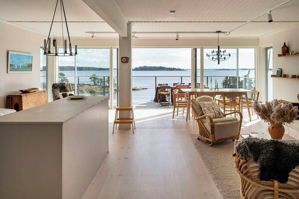 Haus mit Sauna und Steg am Fjord in der Nähe von Trosa in Trosa, Schwedische Ostsee
