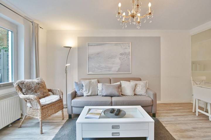 Ferienwohnung für 2 Personen, mit Terrasse und Garten in Scharbeutz