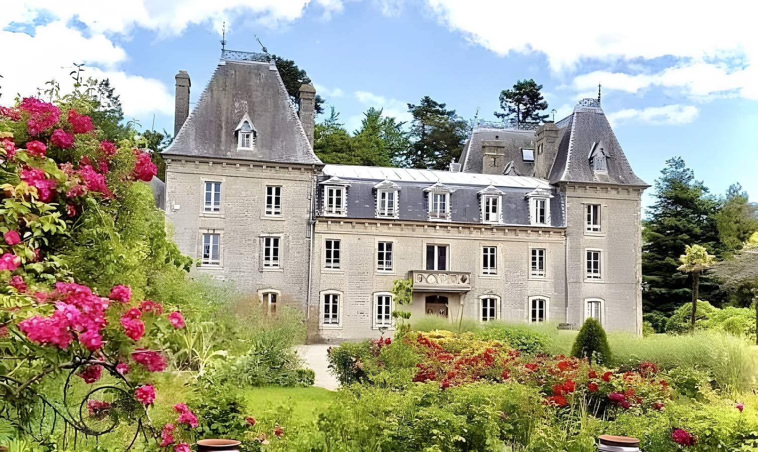 Apartamento 'Gîte 1' con terraza y jardín compartidos y Wi-Fi in Saint-Côme-du-Mont, Región de Saint-Lô