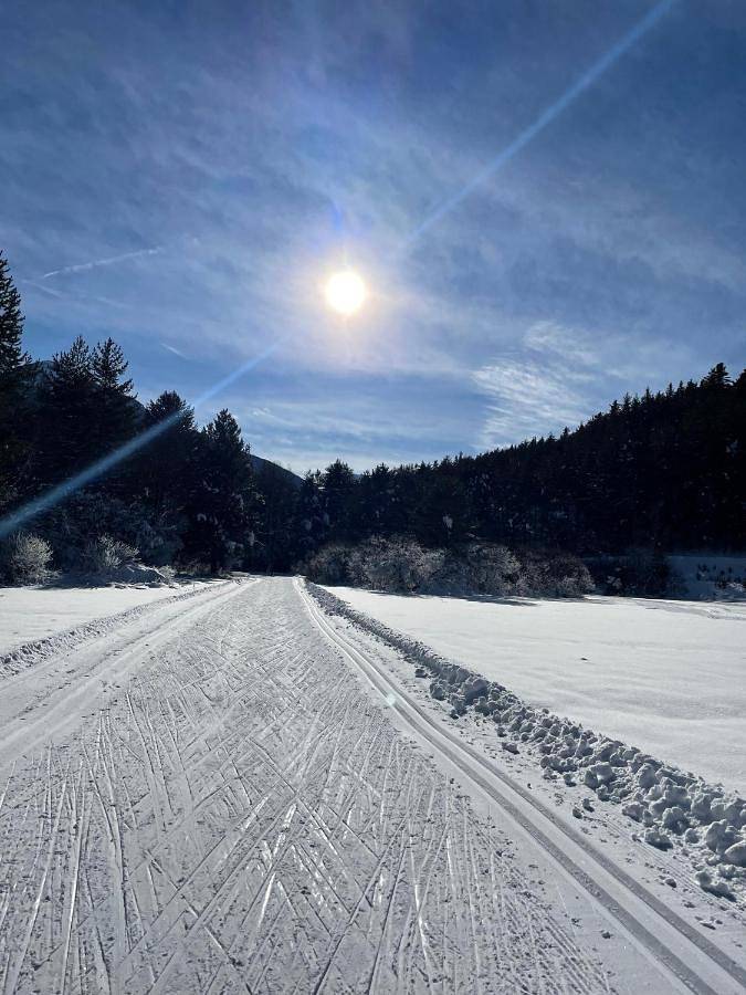 Gîte pour 6 personnes, avec terrasse ainsi que vue et jardin à Val-des-Prés - 2