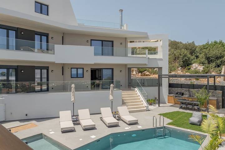 Ferienhaus für 12 Personen, mit Garten