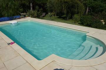 Gîte pour 4 personnes, avec terrasse à Graveson