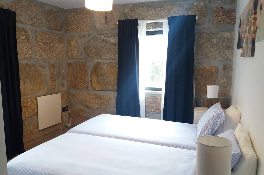 Mirão House in Santa Marinha do Zêzere, Douro-Tal