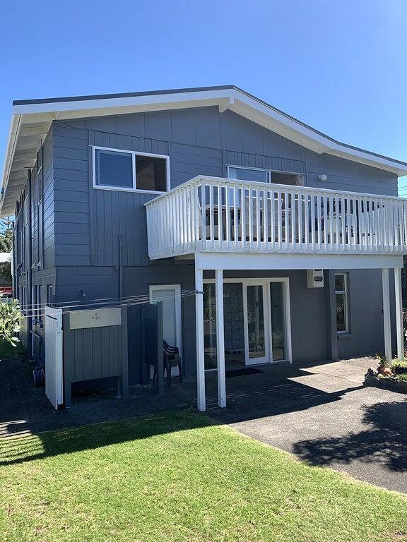 Patuwai (\"Am Wasser\") in Whangamata, Waikato