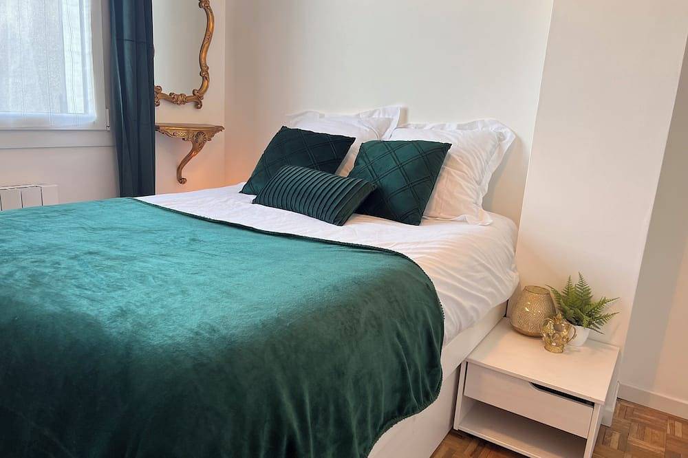 Appartement entier, Grand appartement indépendant avec jardin, au calme dans maison in Le Poët, Région de Gap