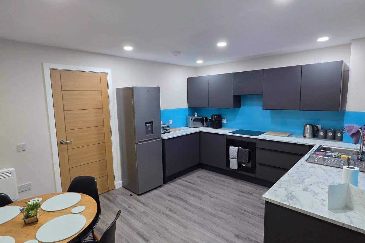 2 Bed House Sleeps 5 -Private Garden -Dogs Allowed in Stirling, Stirling und Umgebung