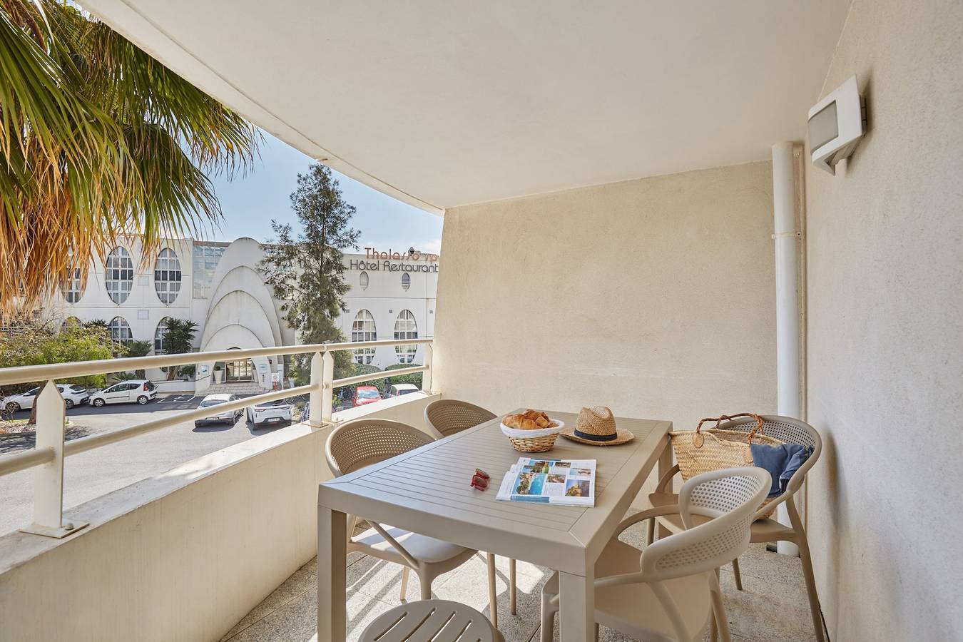 Appartement entier, Appartement de vacances pour 5 personnes avec piscine in La Grande-Motte, Côte méditerranéenne (France)