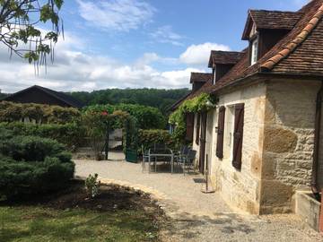 Gîte pour 14 personnes, avec piscine et jardin à Cavagnac