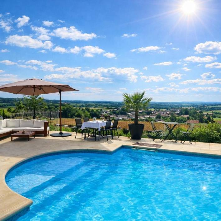 Hôtel pour 3 personnes, avec jardin ainsi que piscine et vue