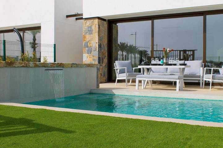 Casa rural para 10 personas, con jardín y terraza además de piscina y vistas al lago en Los Alcázares - 2