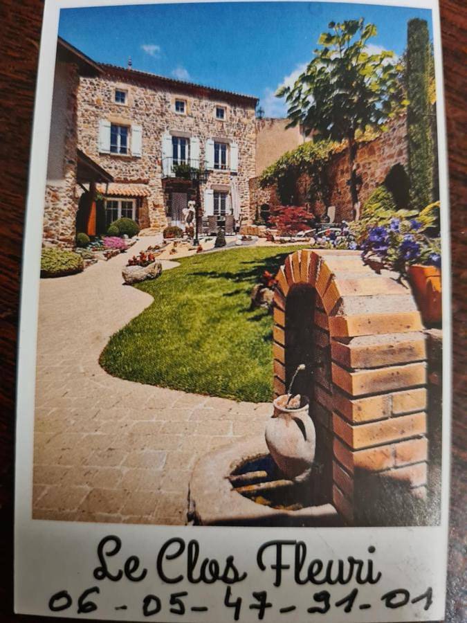 B&b voor 2 personen, met tuin en uitzicht in de Auvergne