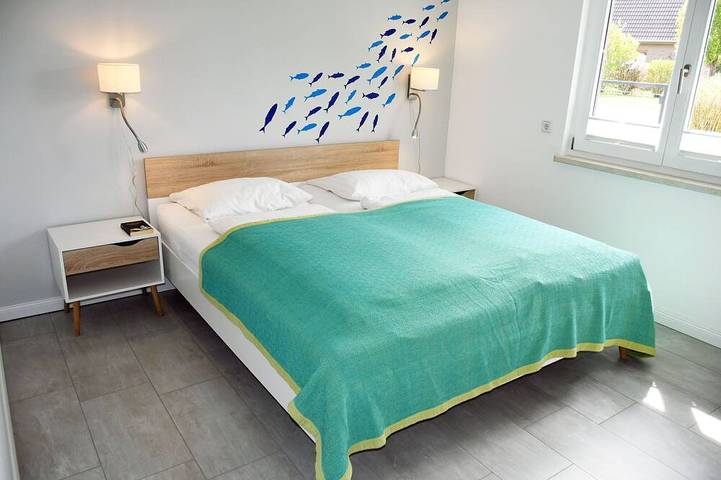 Ferienwohnung für 4 Personen, mit Terrasse und Sauna sowie Garten in Bergen auf Rügen - 2