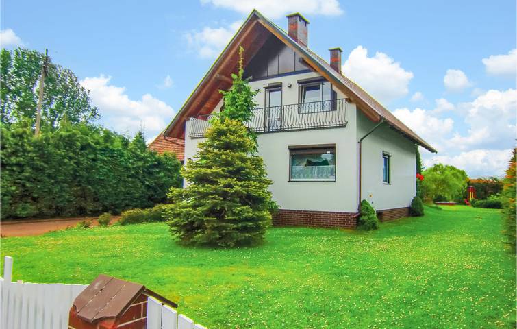 Ferienhaus für 8 Personen mit Seeblick in Kołczewo, Stettiner Haff