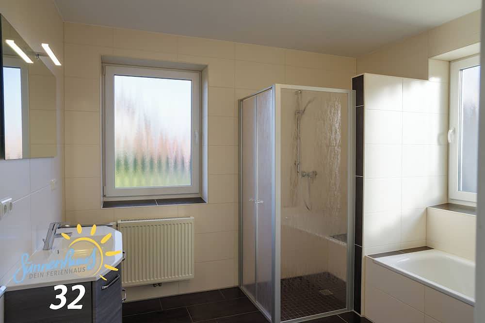 Sünnenhuus 32 – Komfortables Ferienhaus nahe Thülsfelder Talsperre mit Garten in Thülsfelder Stausee, Garrel