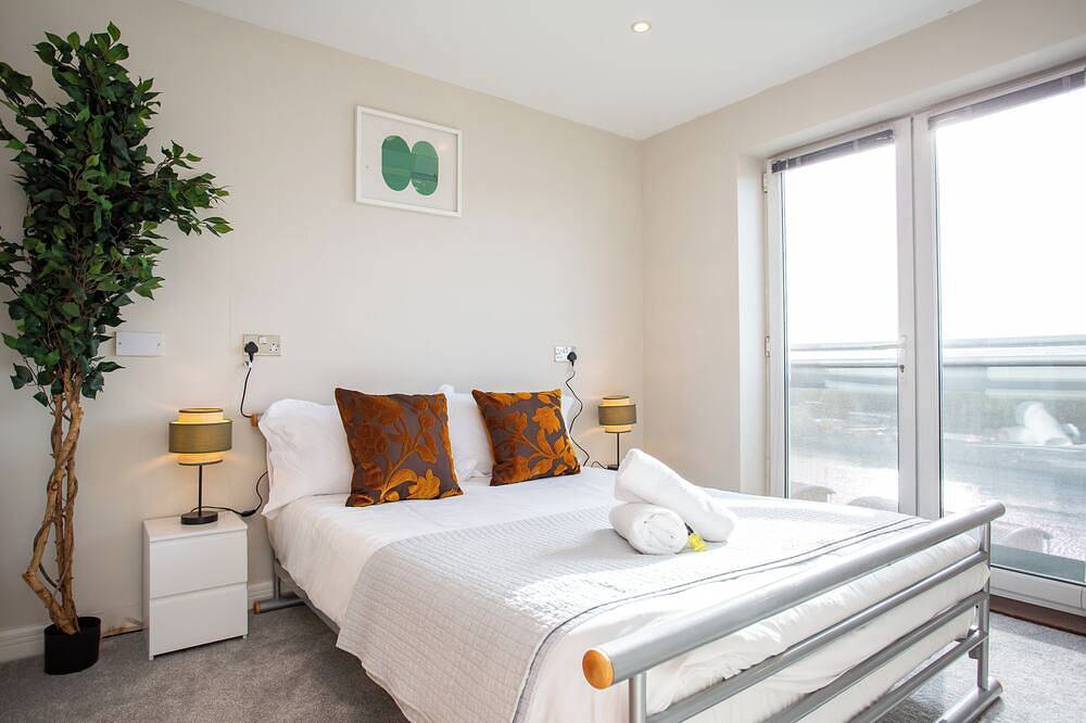 Appartamento intero, Welcome to your home away from home in Newcastle! This spacious and stylish 2-story flat is just a short stroll from the iconic Quayside, River Tyne, and some of the city’s best restaurants, bars, and cultural landmarks. in Newcastle upon Tyne, Nord Est Inghilterra