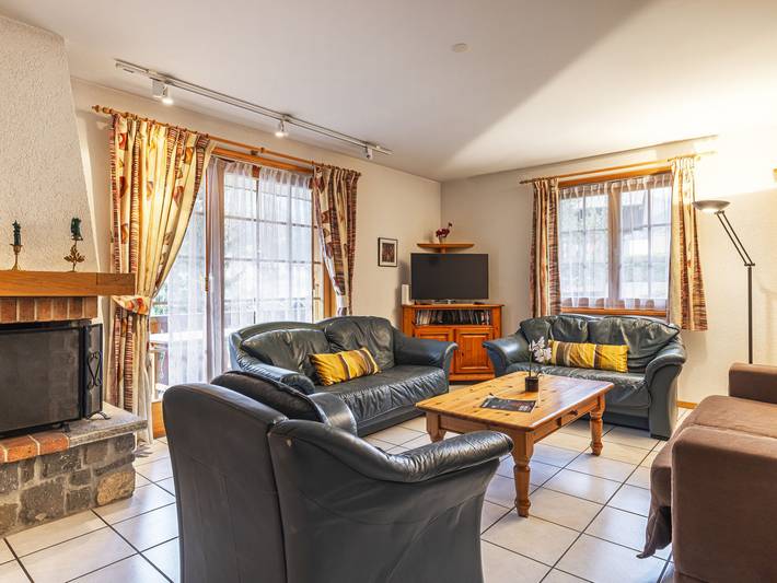 Gîte pour 7 personnes, avec terrasse ainsi que jardin et vue à Champéry - 2