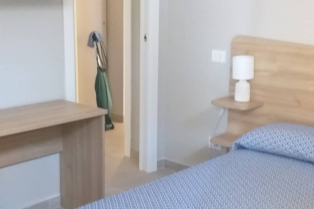 Apartamento entero, Brand new apartment with large terrace near the sea in Lido di Camaiore, Costa de la Maremma