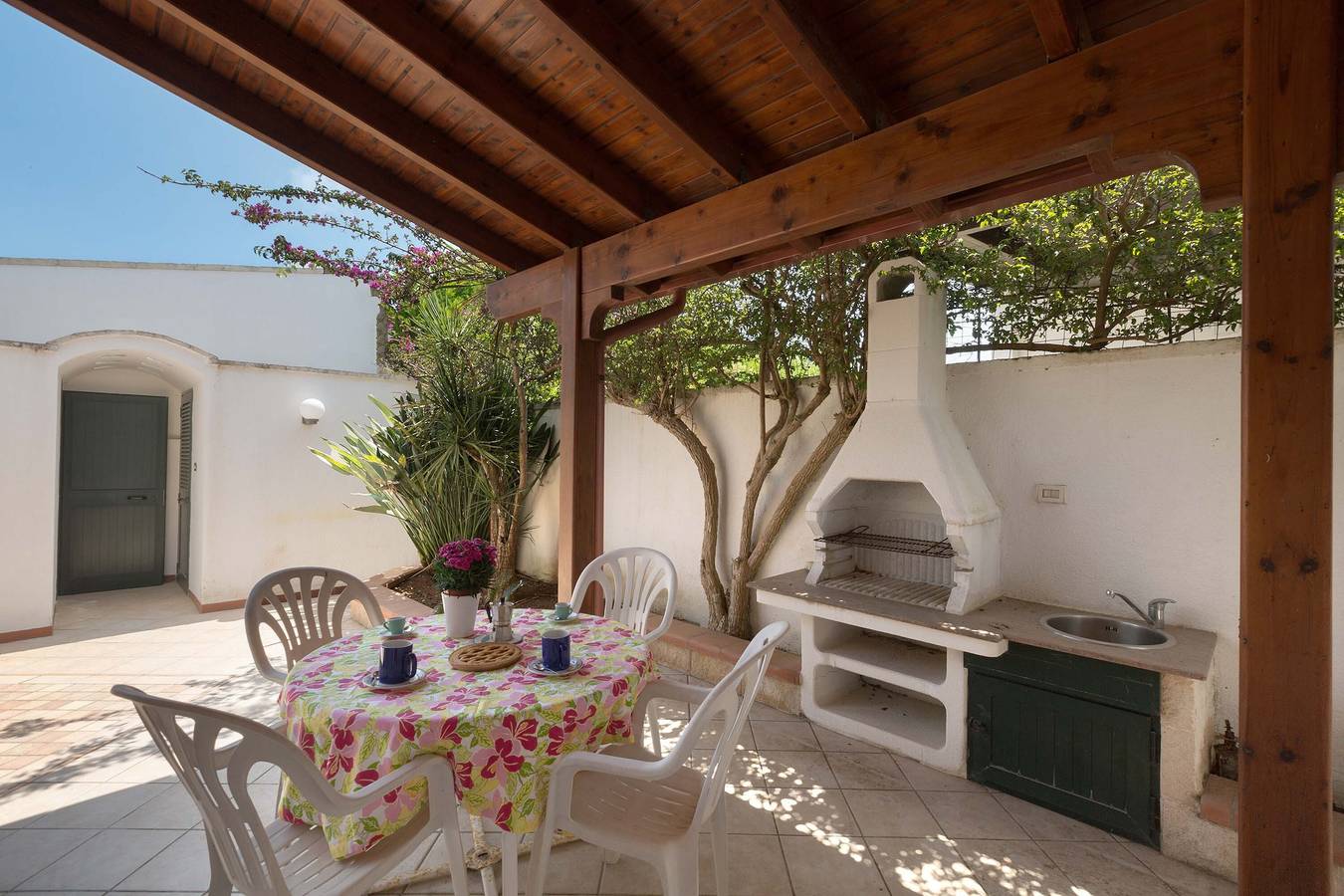 Villa Zen Garden by Barbarhouse in Torre Dell'orso, Provincia de Lecce