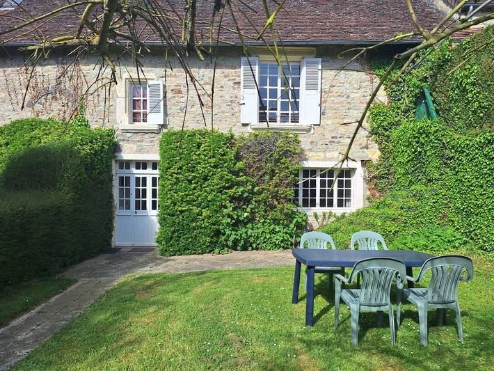 Gîte pour 4 personnes, avec jardin et terrasse à Le Vey