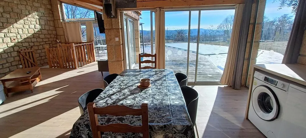 Casa de vacaciones para 6 personas, con piscina además de vistas y jardín, Se admiten mascotas - 1
