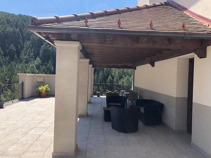 Alojamiento y desayuno para 2 personas, con Terraza además de Jardín y Vistas en Provincia de Huesca