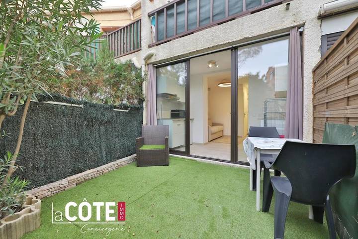 Appartement de vacances pour 2 personnes, avec terrasse et piscine