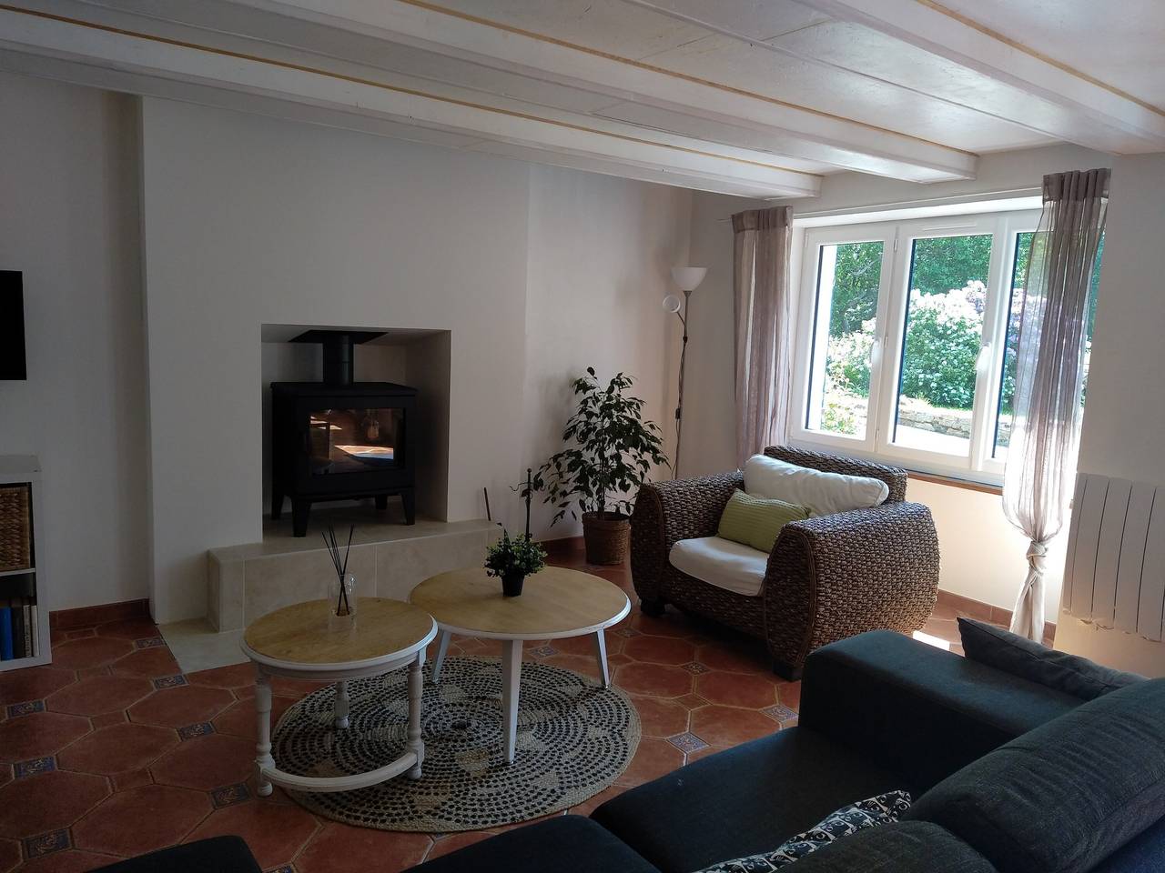 Family Home for 10 Guests in Bannalec, Quimper region